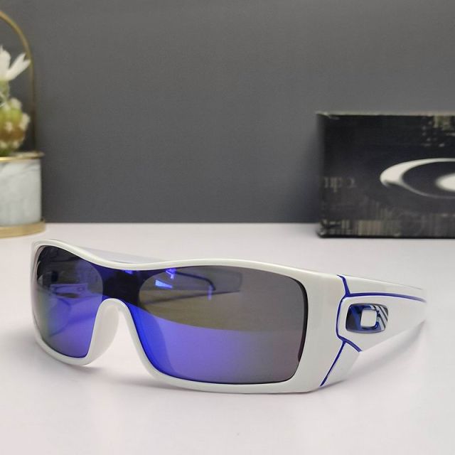 Oakley Batwolf Sunglasses White Frame Prizm Deep Blue Polarized Lenses