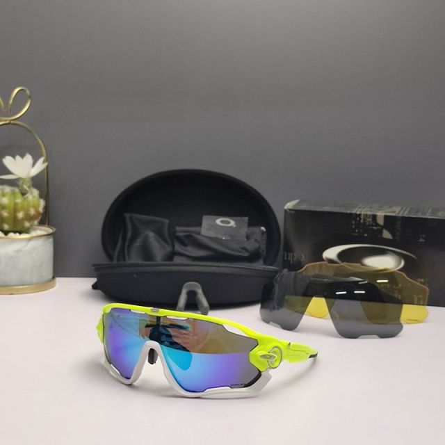 Oakley Jawbreaker Sunglasses Green White Frame Prizm Sapphire Lenses