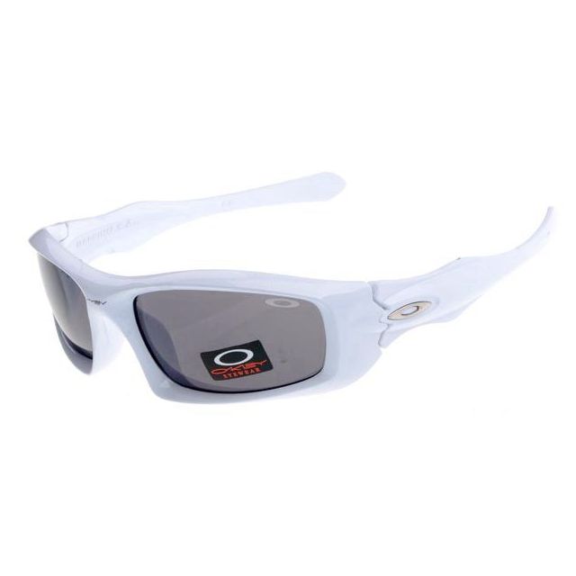 Oakley Monster Pup Sunglasses White/Black Iridium